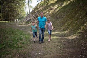 hiking with kids